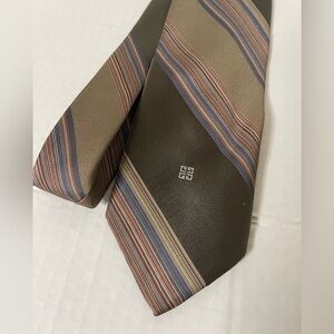 GIVENCHY‎ tie, business formal, business casual, luxurious tie!